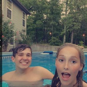 Meet your Posher, Ethan